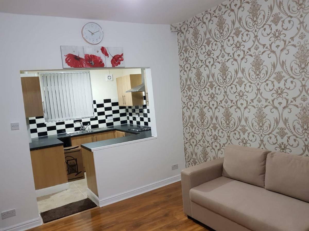 Knutsford House Holidays マンチェスター エクステリア 写真